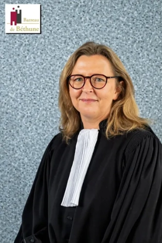 Photo de Ma&icirc;tre Lynda PEIRENBOOM